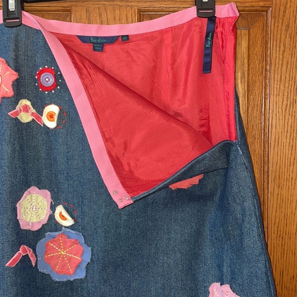 Classic BODEN skirt 8 denim with FABULOUS appliqué accents EXCELLENT condition - Picture 12 of 15